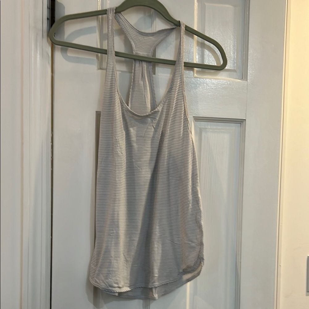 Lululemon Athletica Gray Sleeveless Tank Top